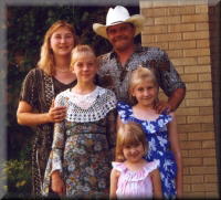 Robyn, Howard, Kaylah, Amanda & Abbi