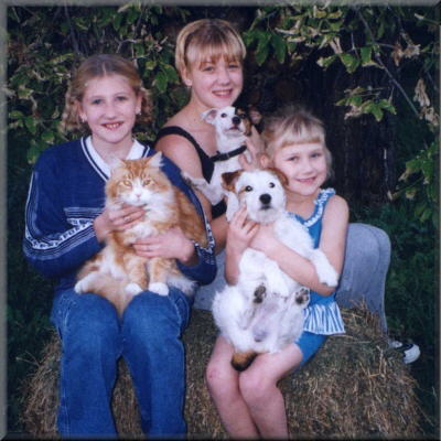 Amanda with Pinky, Kaylah with Molly,  Abbi with Marly 